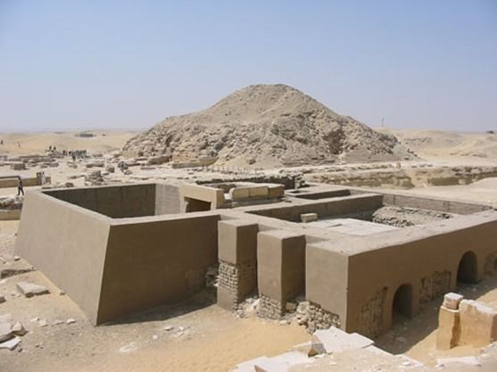 piramide_unis